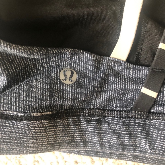 Lululemon Energy Bra - Picture 4 of 5